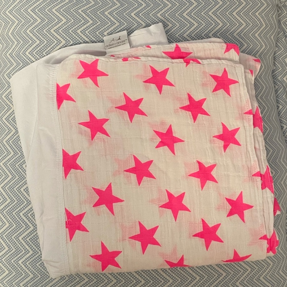Aden & Anais Hot Pink Star Crib Skirt NWOT
